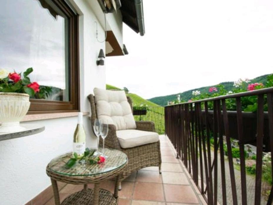 Chateau-De-La-Moselle Kinheim Экстерьер фото